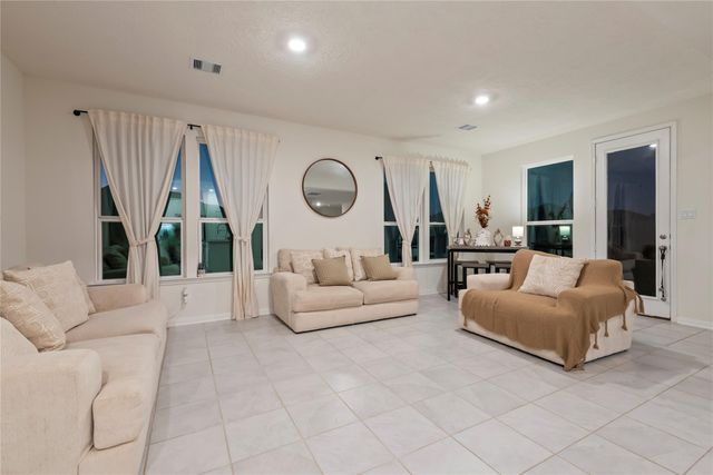 1323 Green Jay Lane, La Marque, TX 77568