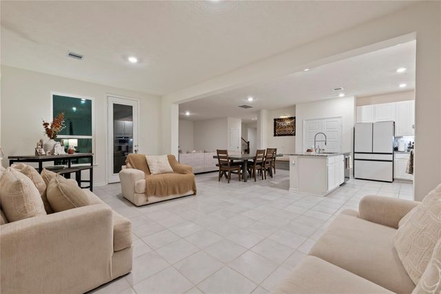 1323 Green Jay Lane, La Marque, TX 77568