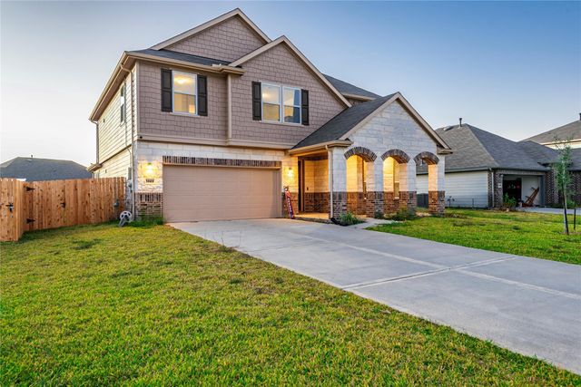 1323 Green Jay Lane, La Marque, TX 77568