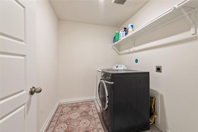 1323 Green Jay Lane, La Marque, TX 77568