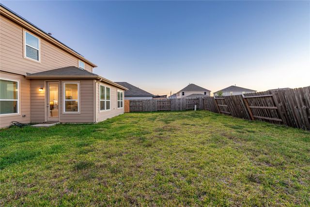 1323 Green Jay Lane, La Marque, TX 77568