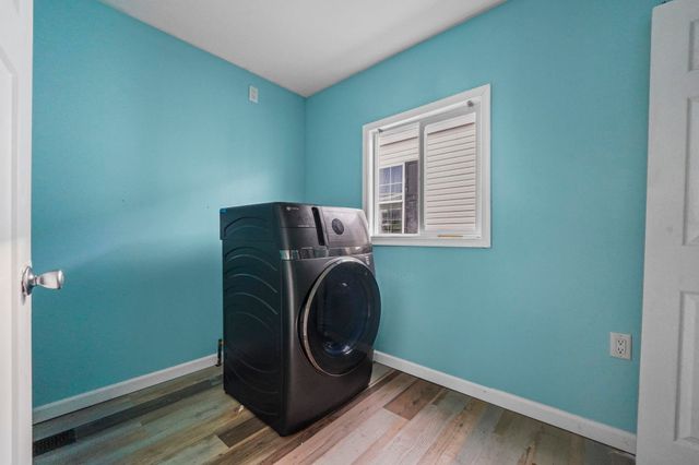 21 HELEN DR, Moonachie, NJ 07074