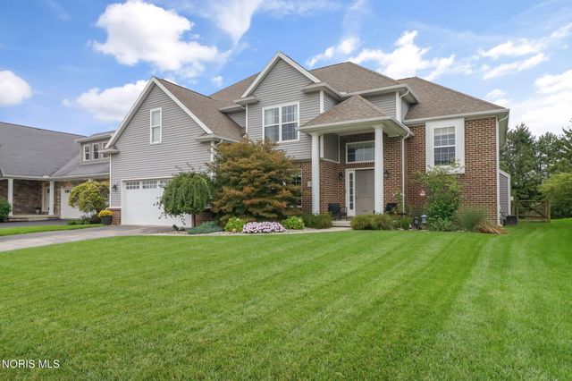 5866 Walnut Springs Boulevard, Sylvania, OH 43560