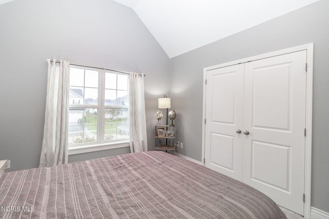 5866 Walnut Springs Boulevard, Sylvania, OH 43560