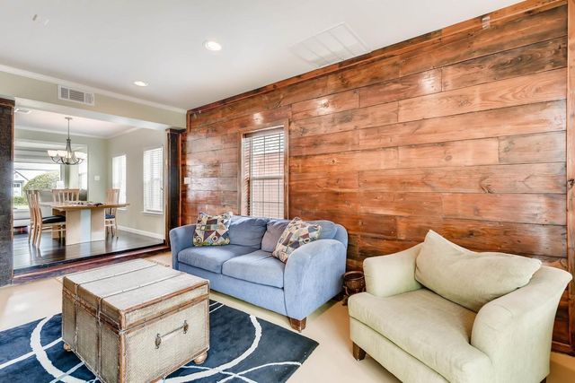 5202 Pershing Street, Dallas, TX 75206