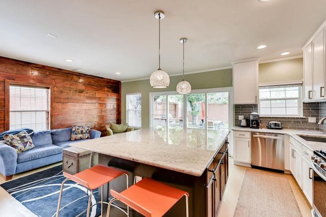 5202 Pershing Street, Dallas, TX 75206