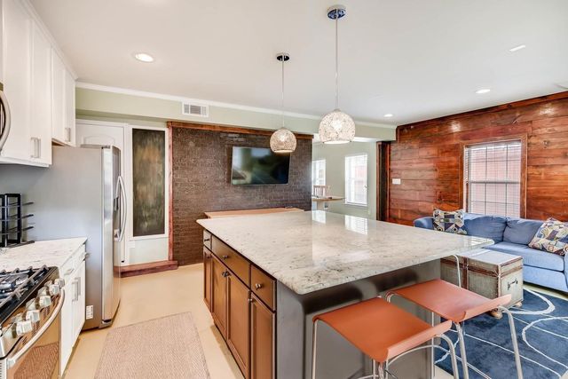 5202 Pershing Street, Dallas, TX 75206