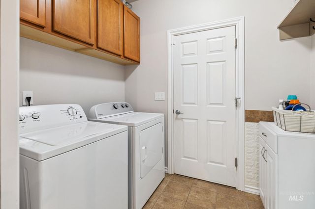 1325 E 15 North, Mountain Home, ID 83647
