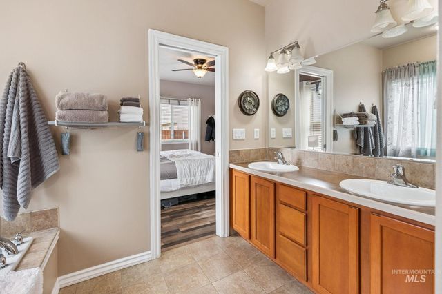 1325 E 15 North, Mountain Home, ID 83647
