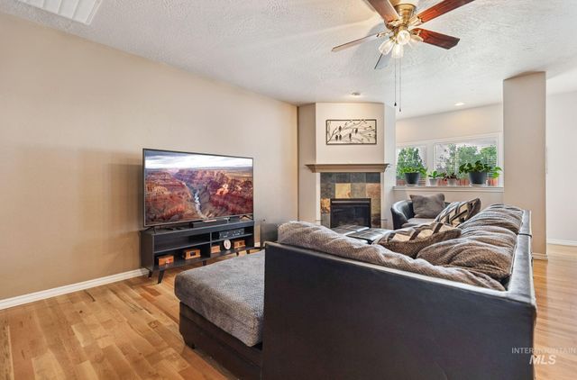 1325 E 15 North, Mountain Home, ID 83647