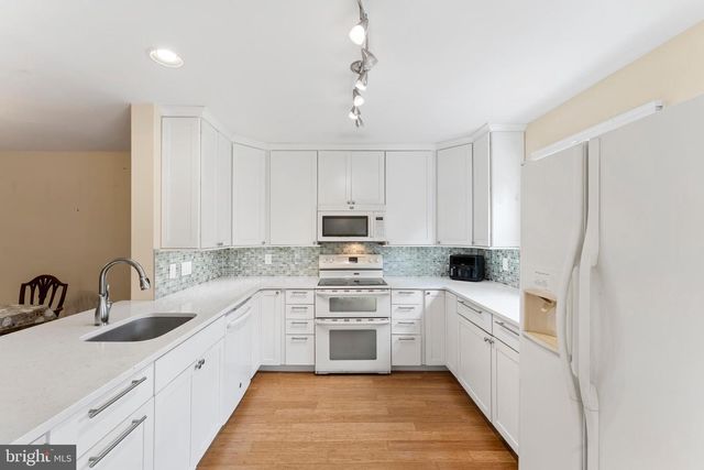 22 STAFFORD SQ, Boyertown, PA 19512