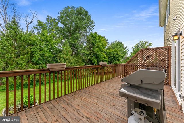 22 STAFFORD SQ, Boyertown, PA 19512