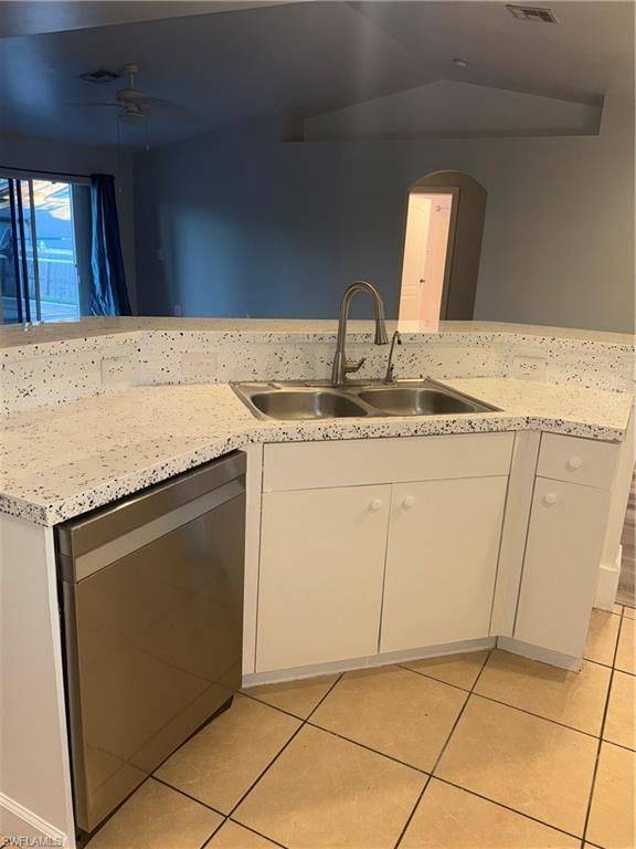 3122 12th ST SW, LEHIGH ACRES, FL 33976 — photo 4