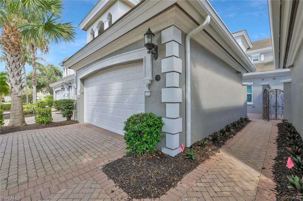 9209 Museo CIR 102, Naples, FL 34114