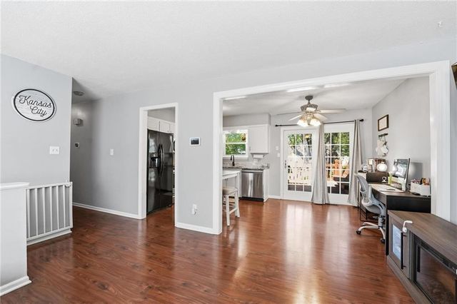 305 S Franklin Street, Spring Hill, KS 66083