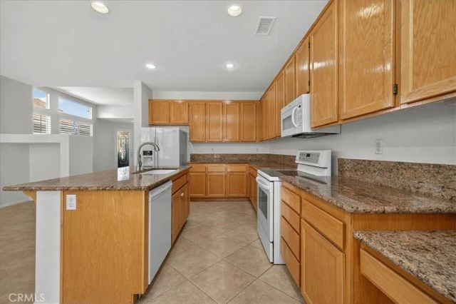 29245 Paradise Canyon Drive, Menifee, CA 92584