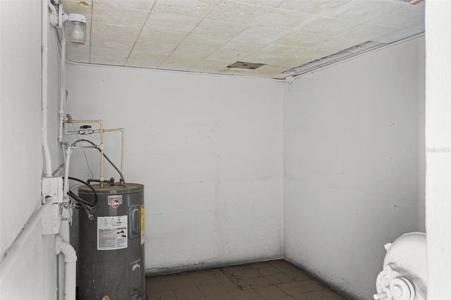 815 PAPAYA DRIVE, Tampa, FL 33619