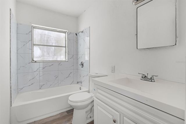 815 PAPAYA DRIVE, Tampa, FL 33619