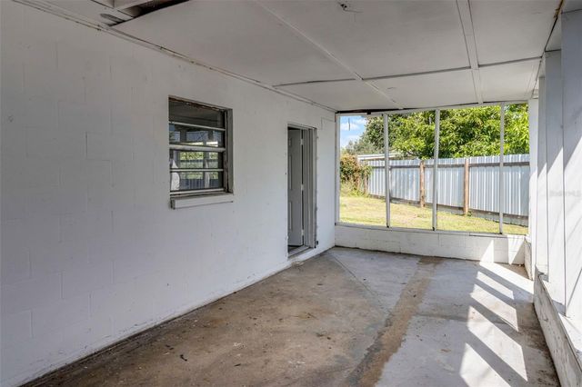 815 PAPAYA DRIVE, Tampa, FL 33619