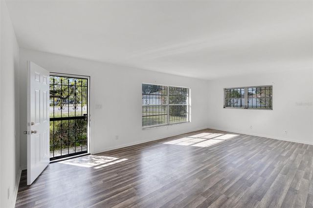 815 PAPAYA DRIVE, Tampa, FL 33619