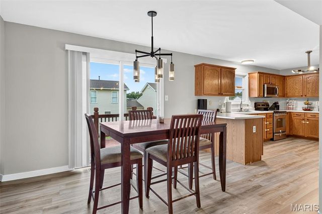 1080 Chesterfield Drive, Wentzville, MO 63385