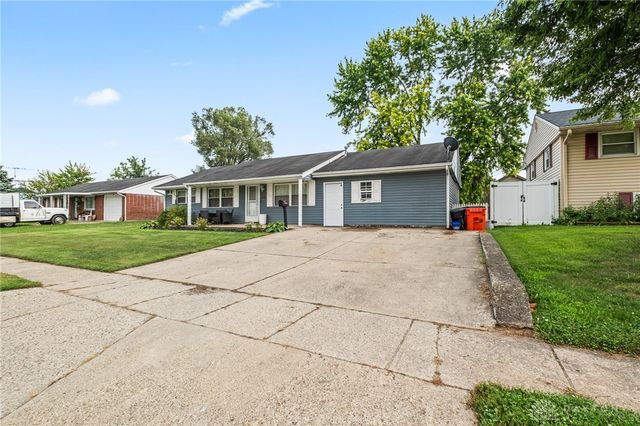 1123 Chalet Drive, New Carlisle, OH 45344