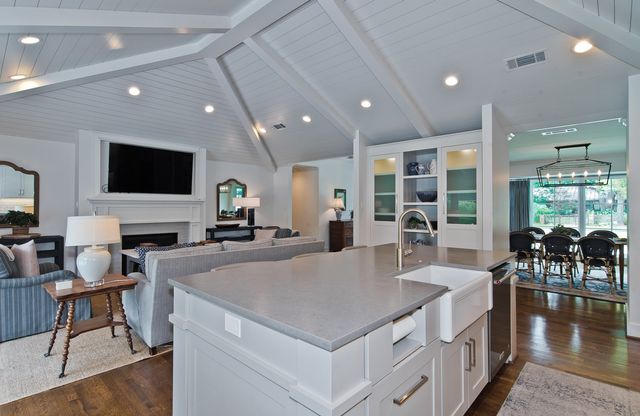 5933 Williamstown Road, Dallas, TX 75230