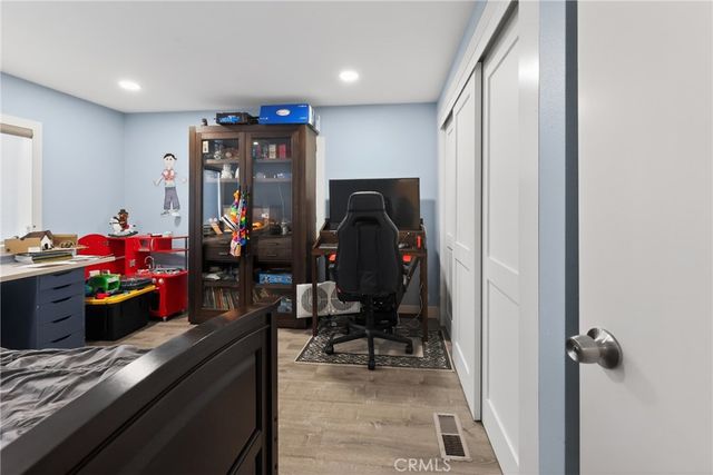 137 Sumac Lane, Fountain Valley, CA 92708