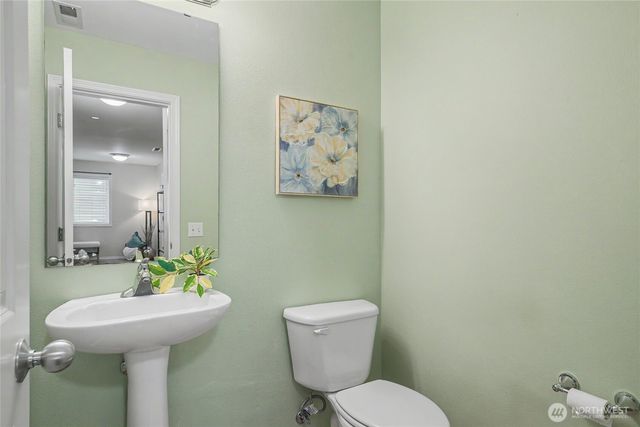 3081 O'Brien Street, Dupont, WA 98327