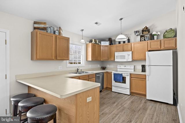 8343 WILDERNESS WOODS LN, Rhoadesville, VA 22542