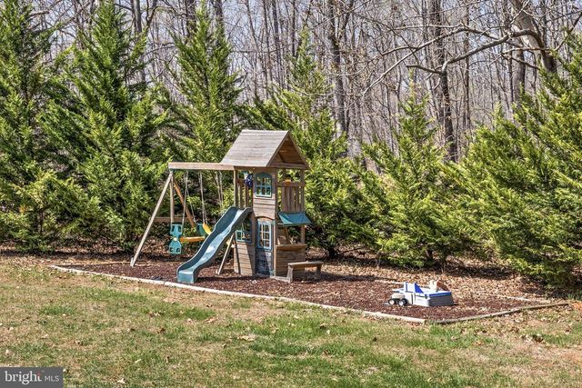8343 WILDERNESS WOODS LN, Rhoadesville, VA 22542