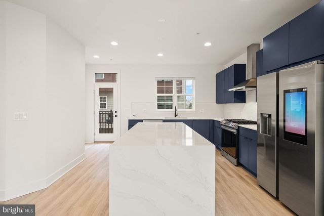 3100 CAMBER PL, Falls Church, VA 22042