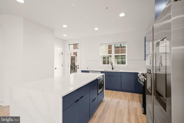 3100 CAMBER PL, Falls Church, VA 22042