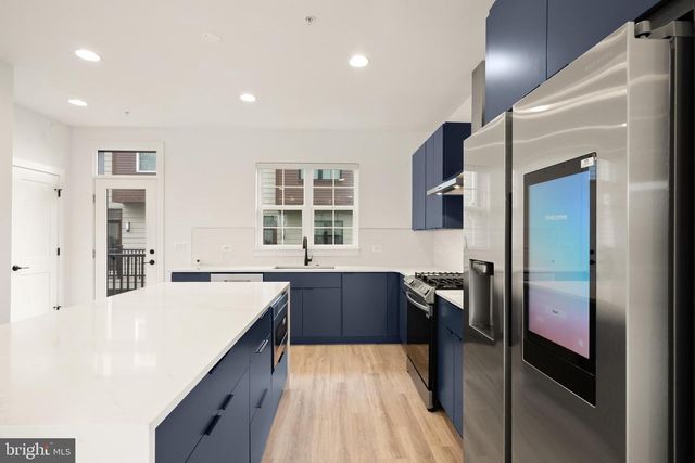 3100 CAMBER PL, Falls Church, VA 22042