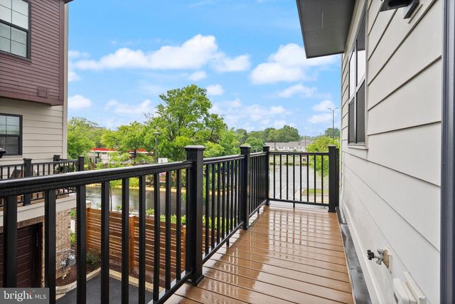 3100 CAMBER PL, Falls Church, VA 22042