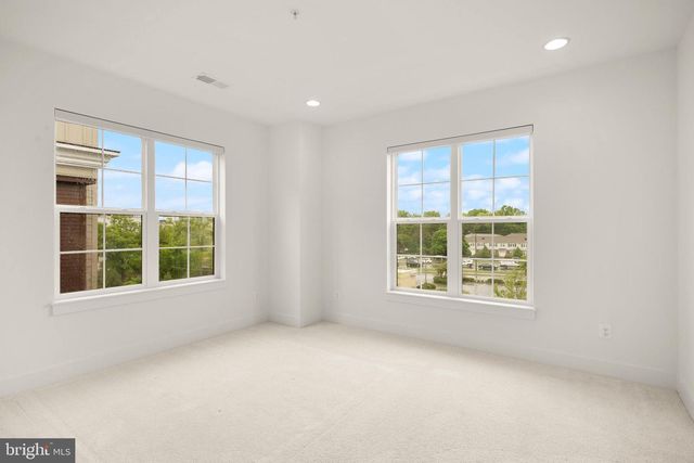 3100 CAMBER PL, Falls Church, VA 22042