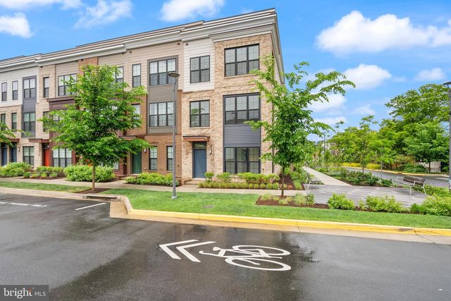 3100 CAMBER PL, Falls Church, VA 22042