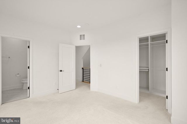 3100 CAMBER PL, Falls Church, VA 22042