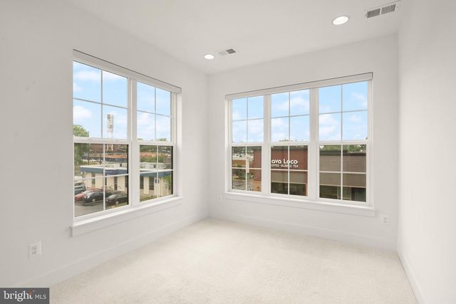 3100 CAMBER PL, Falls Church, VA 22042