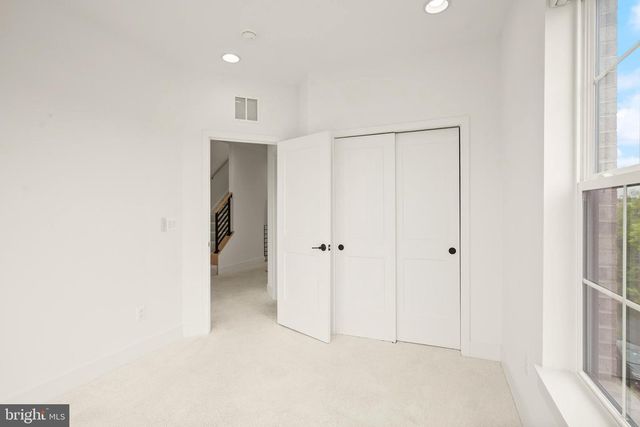 3100 CAMBER PL, Falls Church, VA 22042