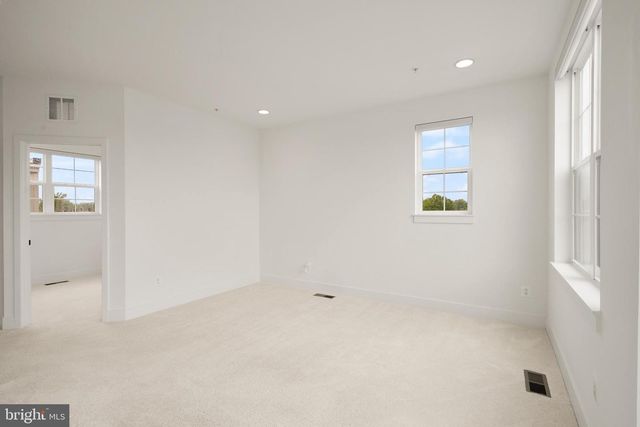 3100 CAMBER PL, Falls Church, VA 22042