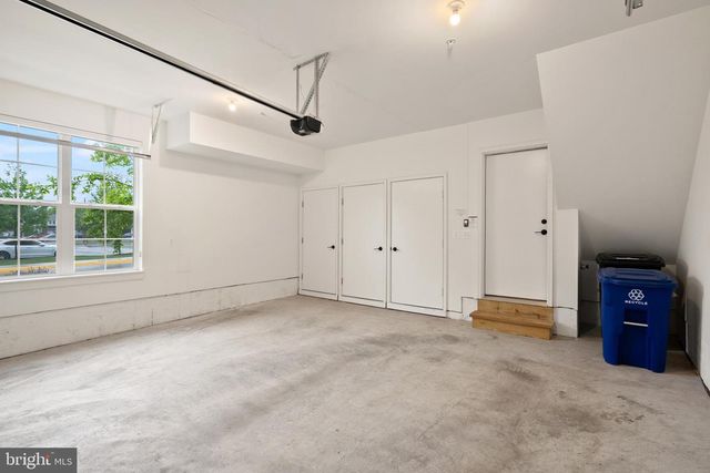 3100 CAMBER PL, Falls Church, VA 22042