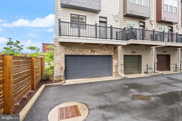 3100 CAMBER PL, Falls Church, VA 22042