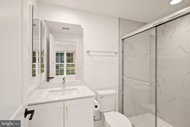 3100 CAMBER PL, Falls Church, VA 22042