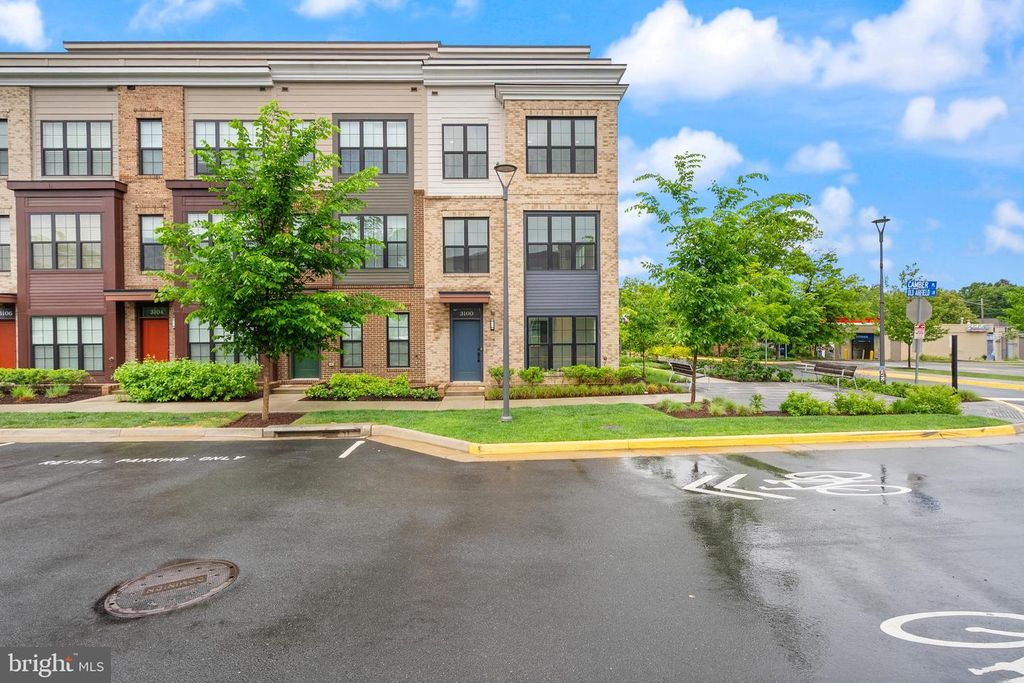 3100 CAMBER PL, Falls Church, VA 22042