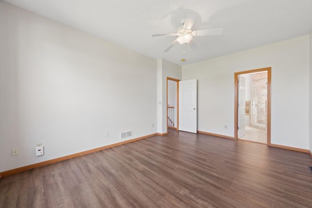 15130 Dutchman Way, Apple Valley, MN 55124