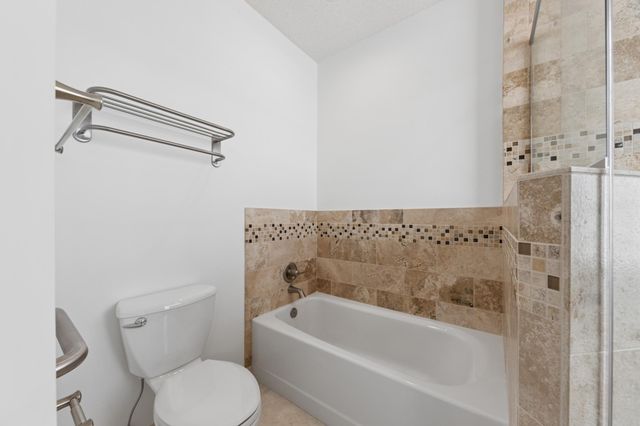15130 Dutchman Way, Apple Valley, MN 55124