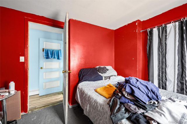 34 Mervin Street, Inwood, NY 11096