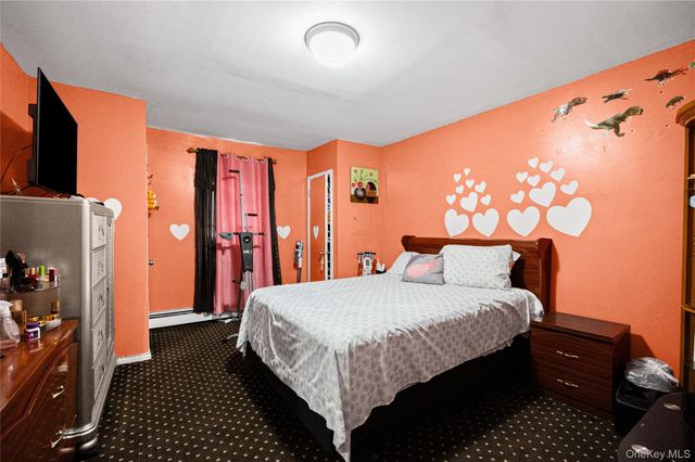 34 Mervin Street, Inwood, NY 11096