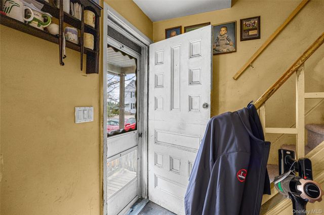 34 Mervin Street, Inwood, NY 11096